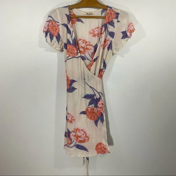 Billabong Hold Me Tight Floral Wrap Dress - Picture 2 of 10
